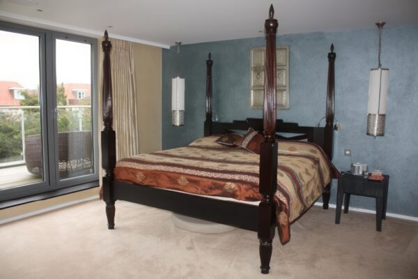 Upscaled with Gigapixel v1.0.2. 640x426 => 1280x852 (2x) Model: Low Resolution V2, denoise: 0.01, sharpen: 0.01, decompression: 0.01